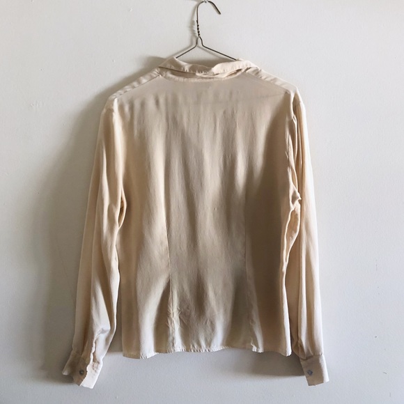 Vintage Petite Sophisticate Cropped Silk Button Down Blouse - Picture 3 of 5